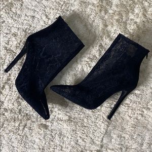 Fashion Nova Mesh Ankle boots